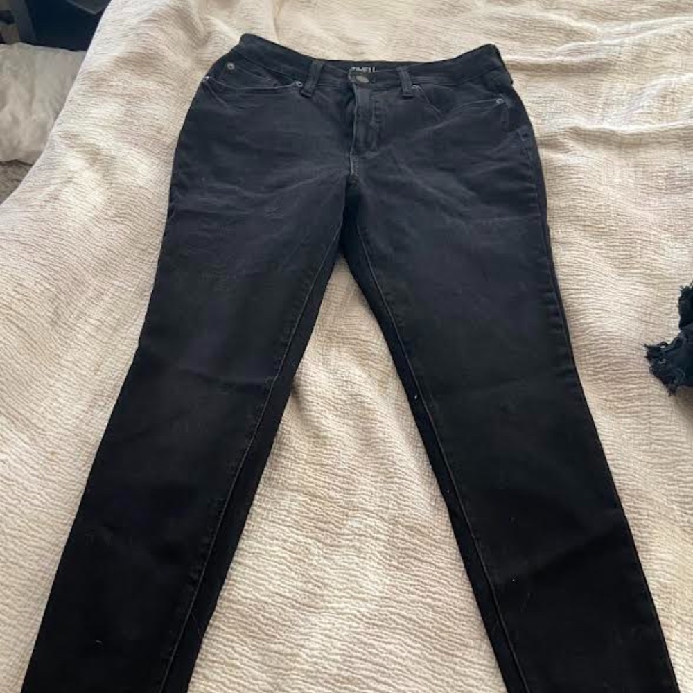 Time and Tru black skinny High rise curvy Jeans, size 8